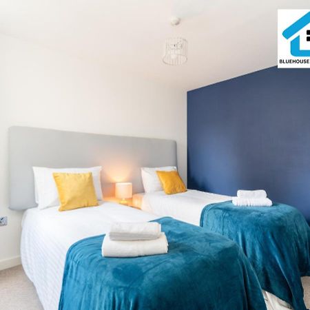 Great Price Ideal Location Near Gunwharf Quays By Blue House Short Lets Portsmouth With Free Parking Luaran gambar